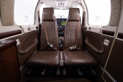 2011 Beechcraft Baron G58: 