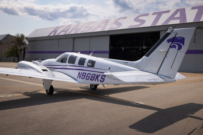 2011 Beechcraft Baron G58: 