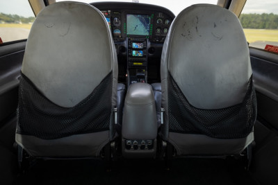 2002 Cirrus SR22: 