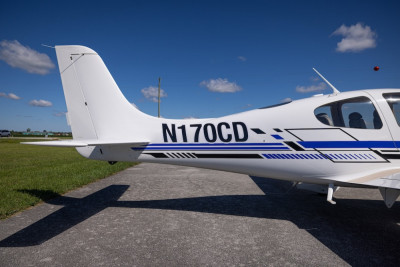 2000 Cirrus SR20: 