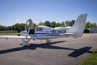 2000 Cirrus SR20: 