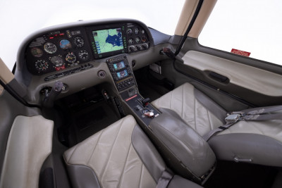 2000 Cirrus SR20: 