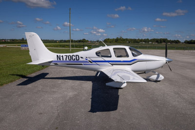 2000 Cirrus SR20: 