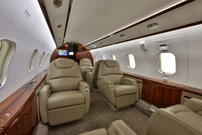 2012 Bombardier Challenger 300: 