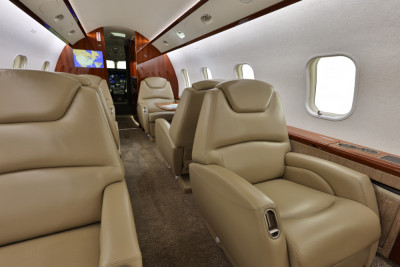 2012 Bombardier Challenger 300: 