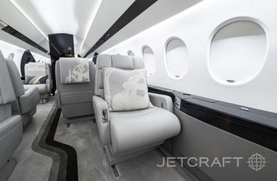 2000 Dassault Falcon 2000: 