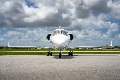 2001 Bombardier Learjet 60: 