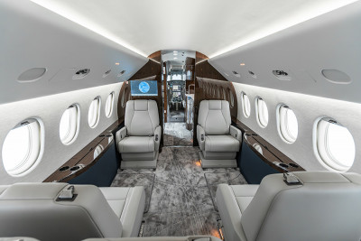 2005 Dassault Falcon 2000EX EASy: 