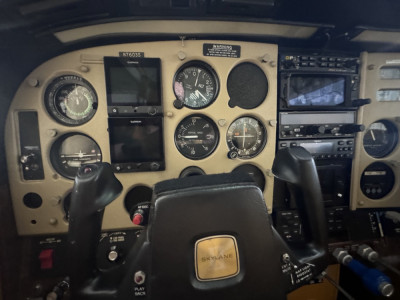 1976 Cessna 182Q Skylane: 