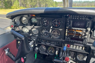 1972 Piper PA-28R (Cherokee Arrow II)200: 