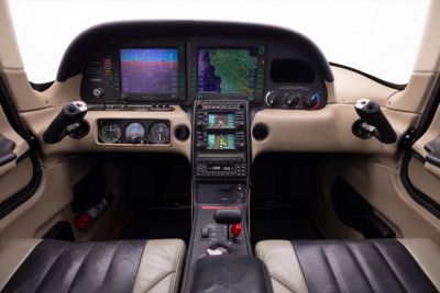 2006 Cirrus SR20 G2: 