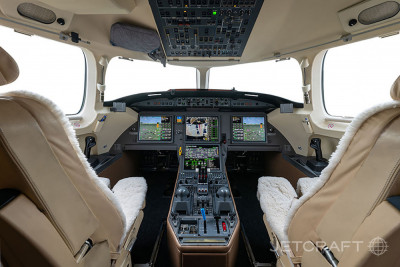 2010 Dassault Falcon 7X: 