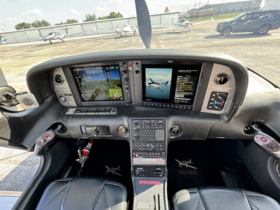 2015 Cirrus SR22 G5: 