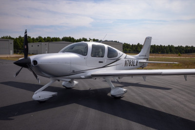 2021 Cirrus SR22 G6 GTS: 