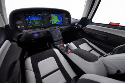 2021 Cirrus SR22 G6 GTS: 