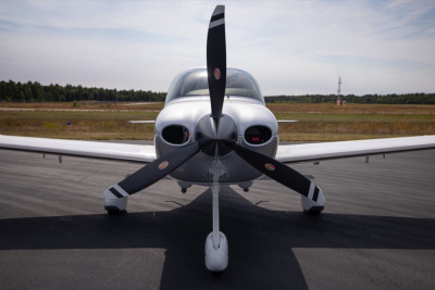 2021 Cirrus SR22 G6 GTS: 