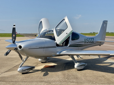 2007 Cirrus SR22 G3: 