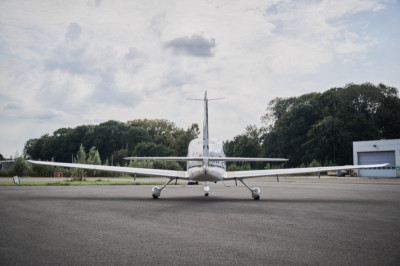 2004 Cirrus SR22 G1: 