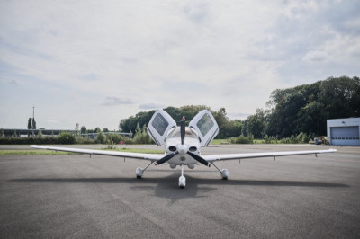 2004 Cirrus SR22 G1: 