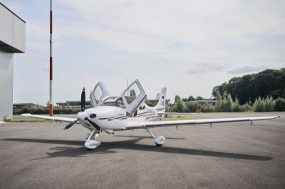 2004 Cirrus SR22 G1: 