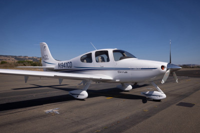 2002 Cirrus SR22: 