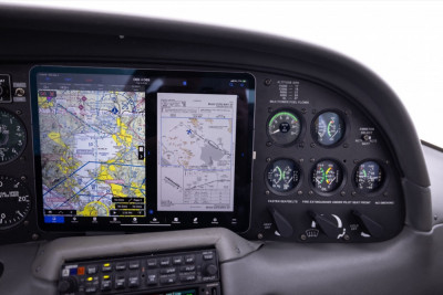 2002 Cirrus SR22: 