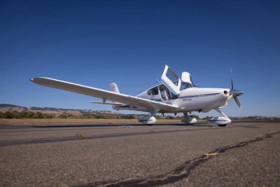 2002 Cirrus SR22: 