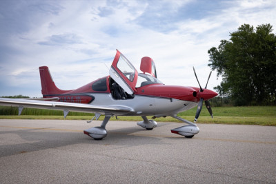 2022 Cirrus SR22T G6 GTS: 