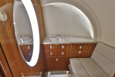 2008 Hawker 900XP: 