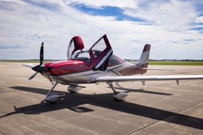 2008 Cirrus SR20 G3: 