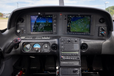 2008 Cirrus SR20 G3: 