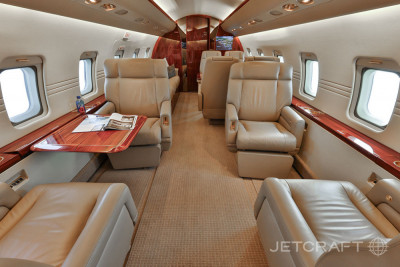 1998 Bombardier Challenger 604: 