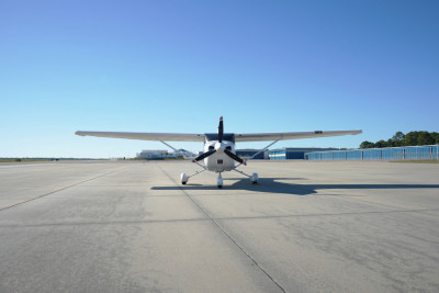 1999 Cessna 182S Skylane: 