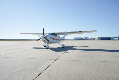 1999 Cessna 182S Skylane: 