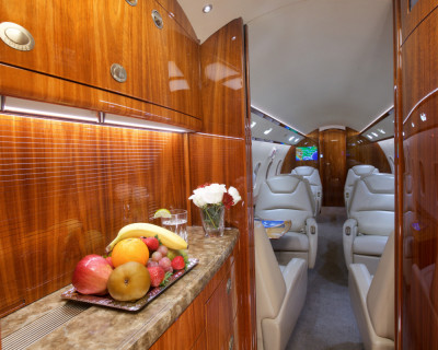 2012 Bombardier Challenger 300: 