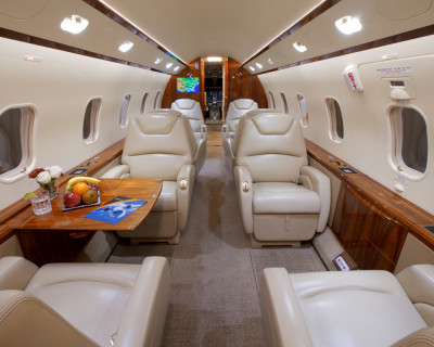 2012 Bombardier Challenger 300: 