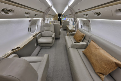 2011 Gulfstream G450: 