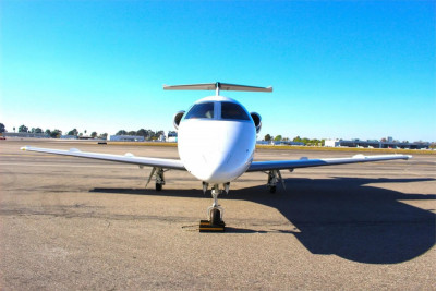 2009 Embraer Phenom 100: 