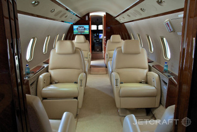 2006 Bombardier Challenger 300: 