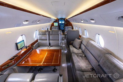 2010 Gulfstream G200: 