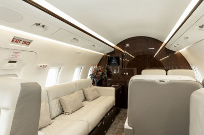 2006 Bombardier Challenger 604: 