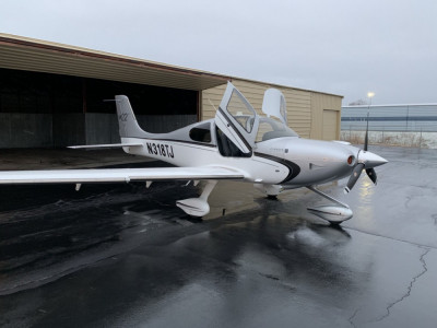 2012 Cirrus SR22 G3 GTS: 