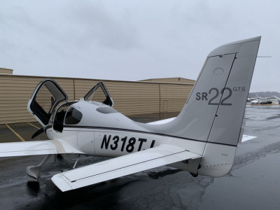 2012 Cirrus SR22 G3 GTS: 