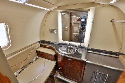 2008 Bombardier Learjet 45XR: 