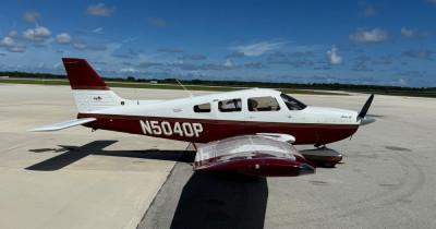 2001 Piper Archer III: 