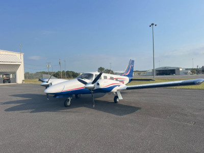 2012 Piper Seneca V: 