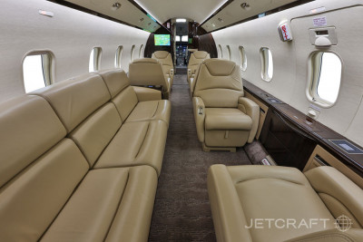 2007 Bombardier Challenger 300: 