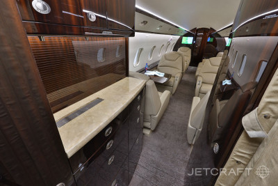 2007 Bombardier Challenger 300: 