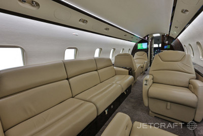 2007 Bombardier Challenger 300: 