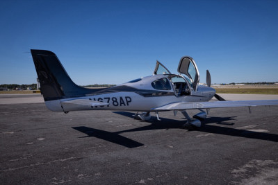 2015 Cirrus SR22T G5 GTS: 